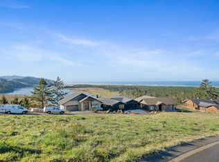 39 Brooten Mountain Rd, Pacific City, OR 97135