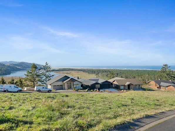 39 Brooten Mountain Rd, Pacific City, OR 97135