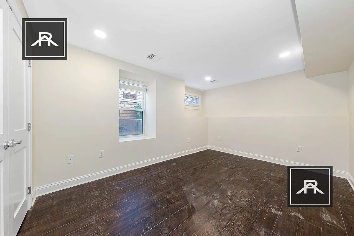 5 bed, 5.5 bath, 2103 sqft, $6,350 — Photo 3