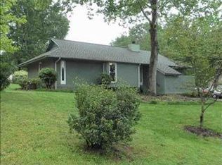 1414 Old Ivy Rd, Anderson, SC 29621