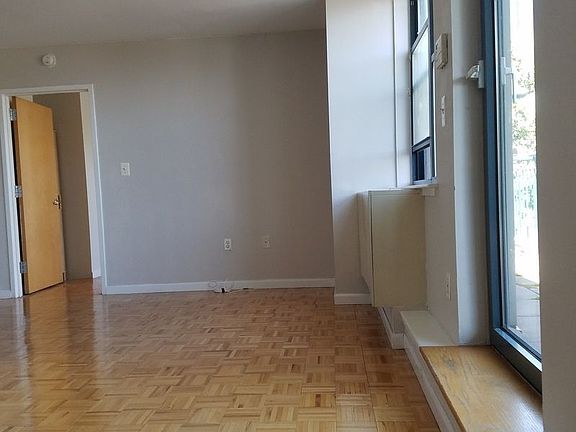 3rd image of 225 E 6th St APT 7E