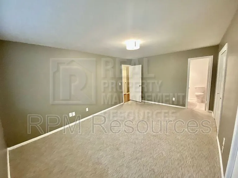 2614 NW 62nd St — Photo 23