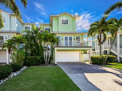 307 64th St, Holmes Beach, FL, 34217