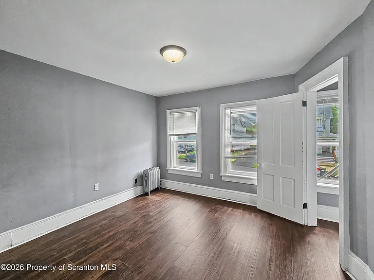1019 N Irving Ave #1 — Photo 6