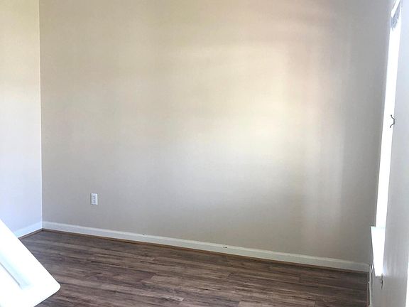 5th image of 732 Trails Ln