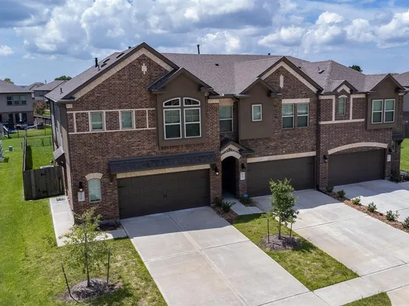 3710 Lancer Cir, Pearland, TX 77581