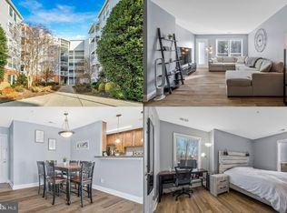 3176 Summit Square Dr #4-A8, Oakton, VA