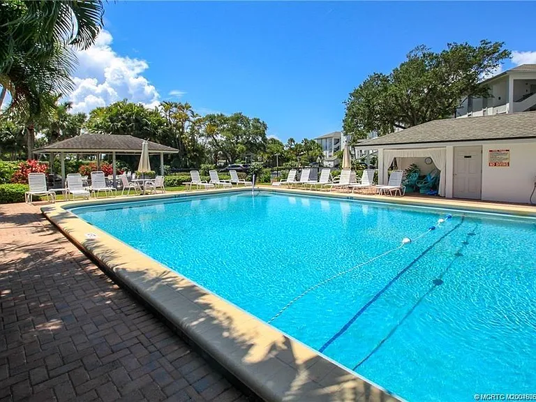 350 NE Edgewater Dr #202 — Photo 25