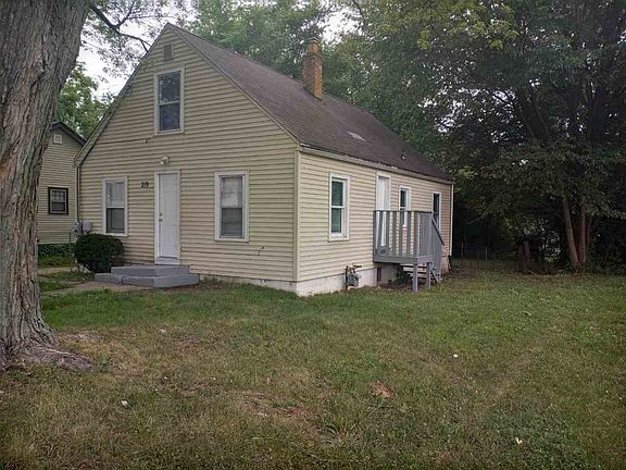3rd image of 219 S Pierpont Ave