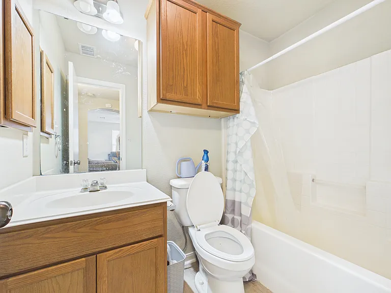 513 Camp Ct — Photo 29