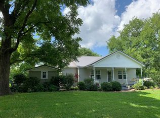490 Oliver Smith Rd, Flintville, TN 37335