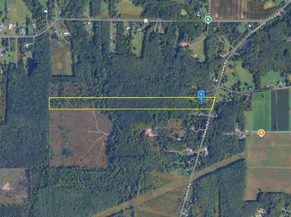 5738 Dewey Rd, Madison, OH 44057