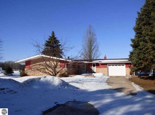 118 S Genessee St, Bellaire, MI 49615