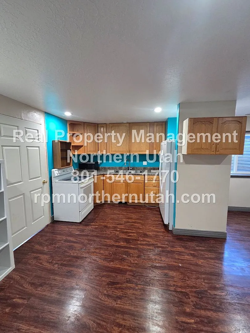 4 Bed 2 Bath Basement Unit in Syracuse! — Photo 3