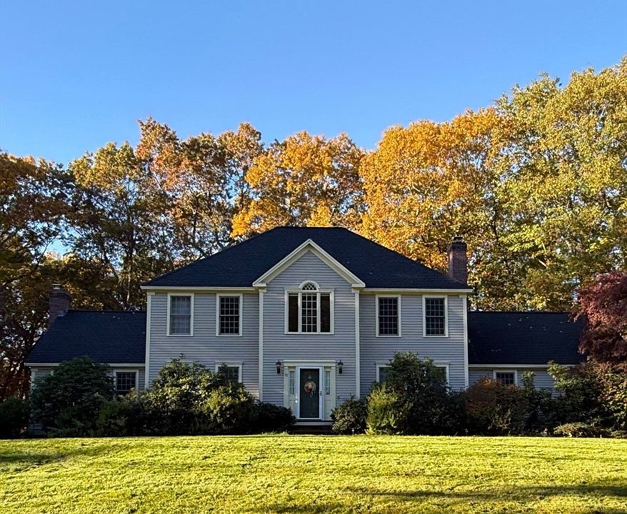 1st image of 15 Cutters Ridge Rd