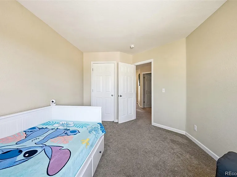 5504 E Burlington Dr — Photo 27