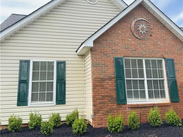 4541 Old Highway 138 SW, Loganville, GA 30052
