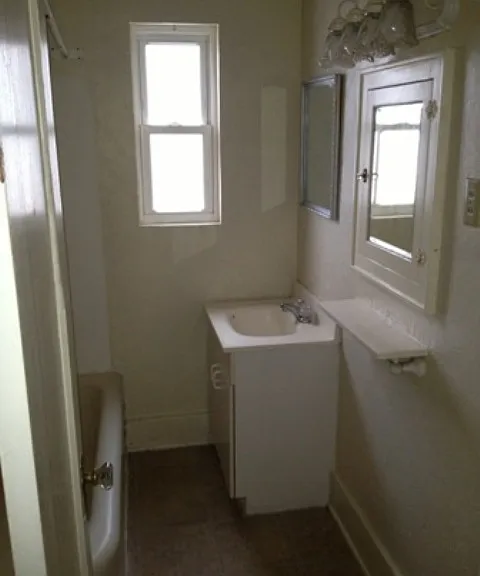 312 W 8th Ave — Photo 4