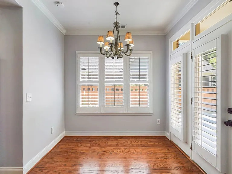 4040 Alston Way — Photo 8