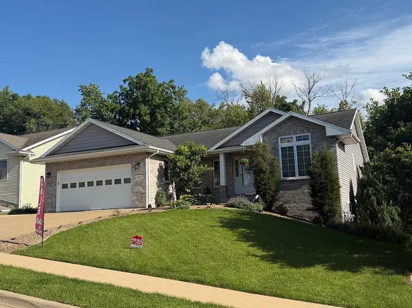 5116 Park Pl, Asbury, IA 52002