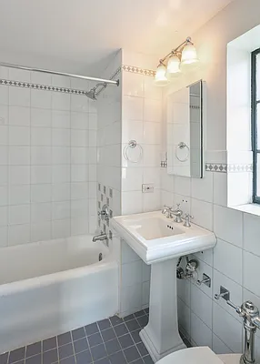 Rented by Compass | media 12