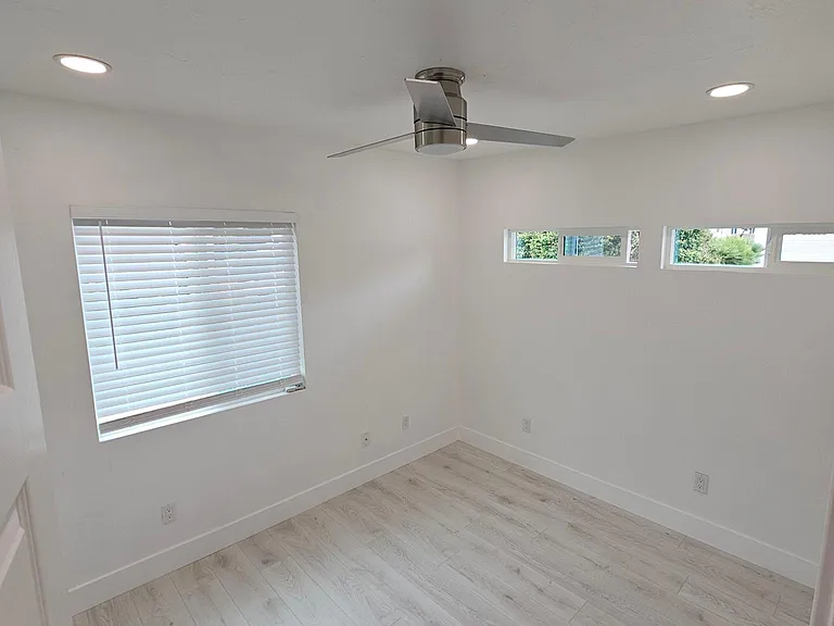 11372 Turtleback Ln — Photo 3