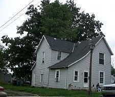 1st image of 821 Greenlawn Ave