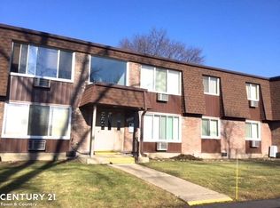 30221 Utica Rd APT 222, Roseville, MI 48066
