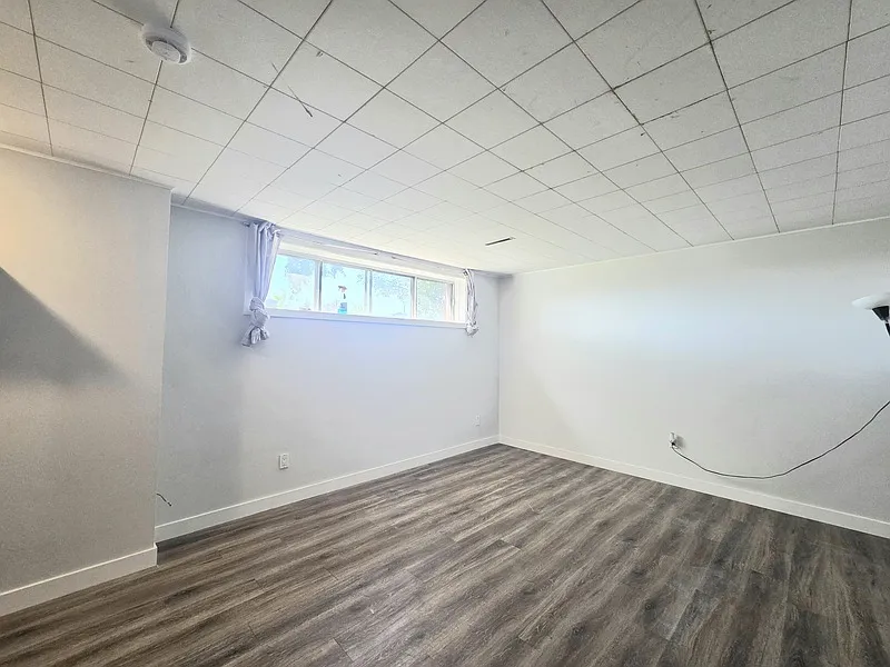 2 bed, 1.0 bath, 800 sqft, $1,200 — Photo 3