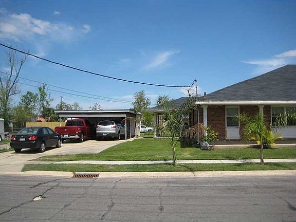 3rd image of 2265 Pressburg St