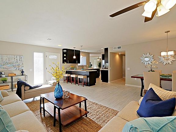 Living and Dining Room 4