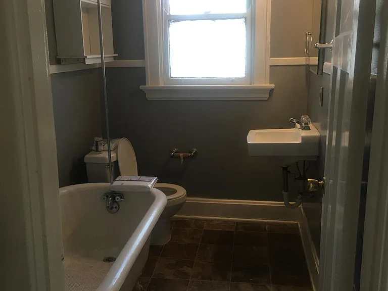 2612 Duck Creek Rd #4 — Photo 4