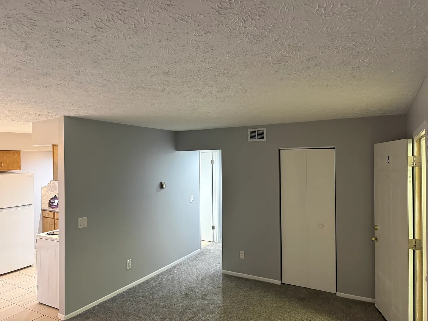 3405 Holiday Ct — Photo 4