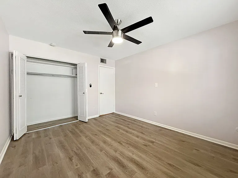 4533 Marine Pkwy #101 — Photo 21