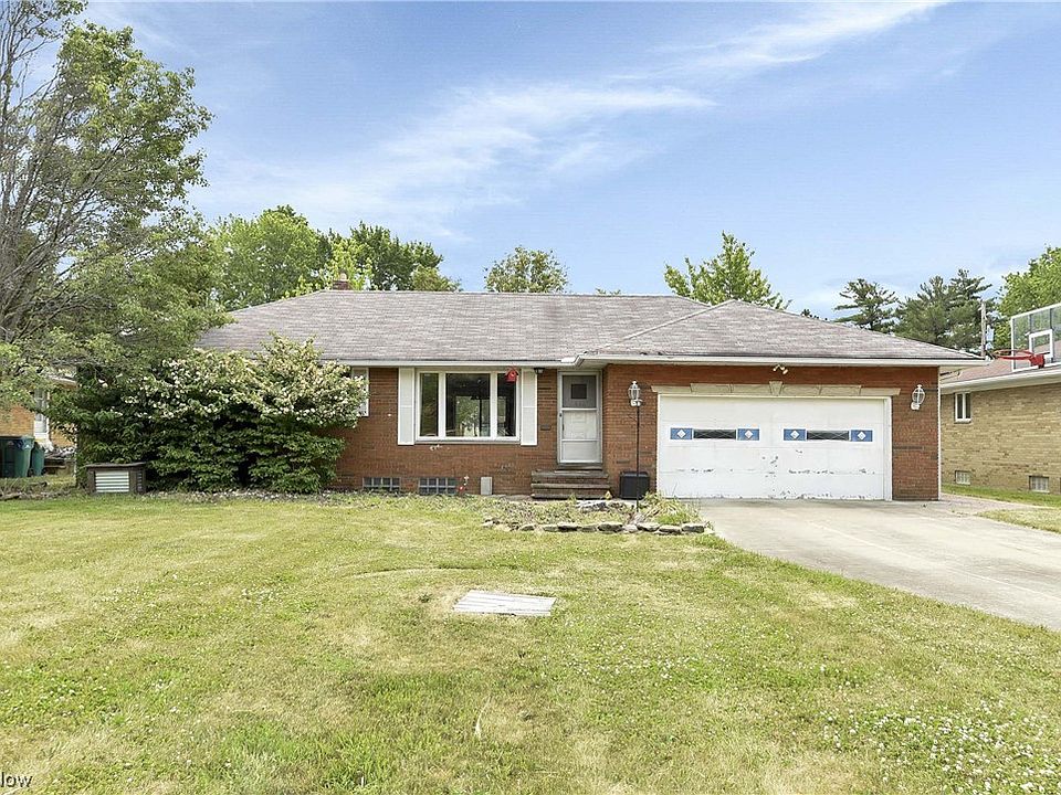 1st image of 886 Nemet Dr