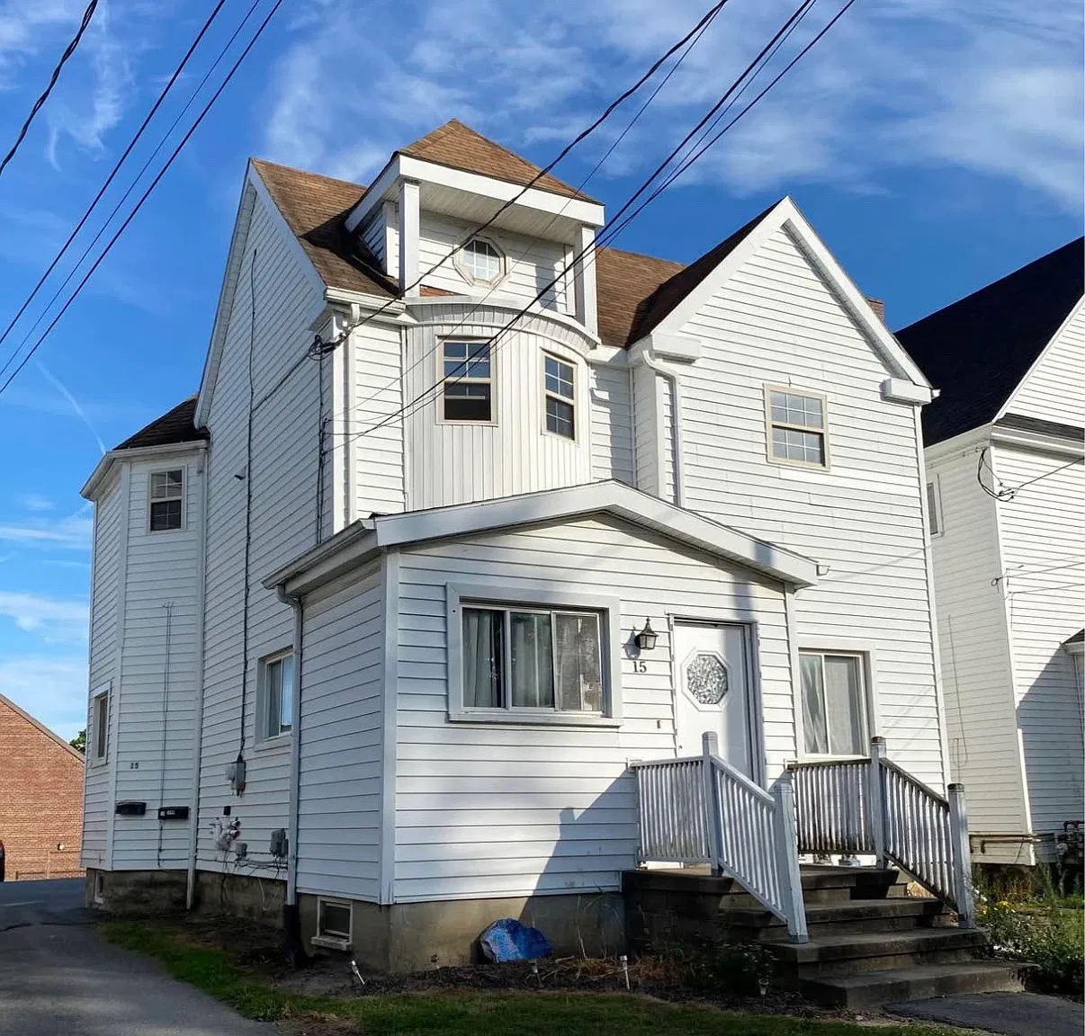2 bed, $1,200 — Photo 1