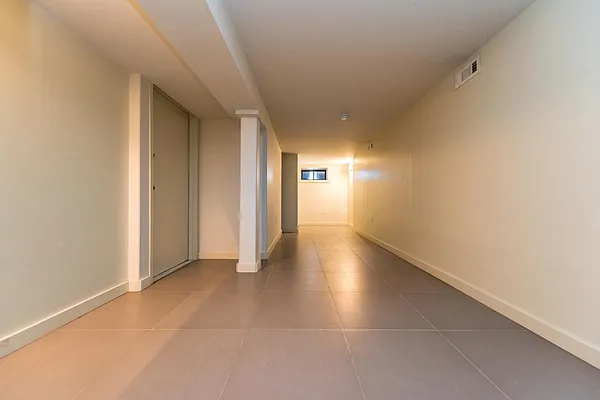 Rented by Nooklyn NYC LLC | media 32