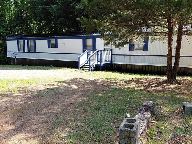 500 Julia St — Photo 1