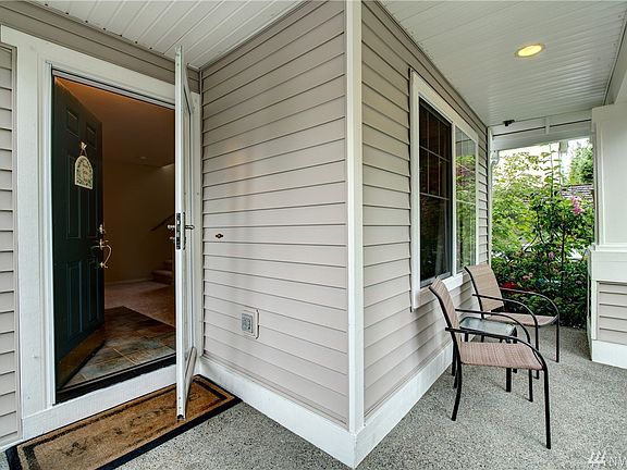 3rd image of 34511 SE Jay Ct