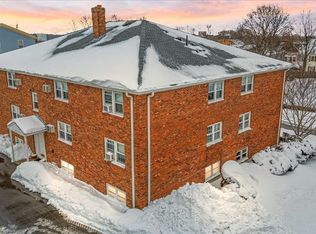 40 Railroad Ave #B2, Beverly, MA 01915