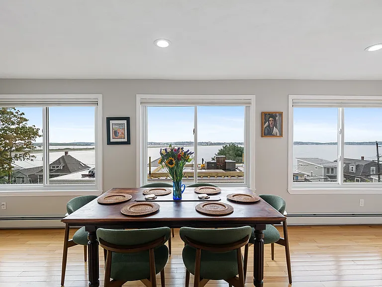 Dining set seating 6 people with ocean views