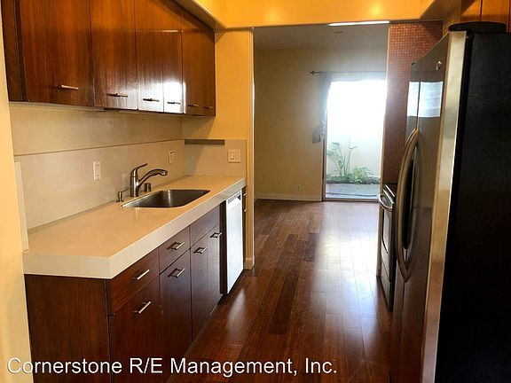3rd image of 997 E California Blvd