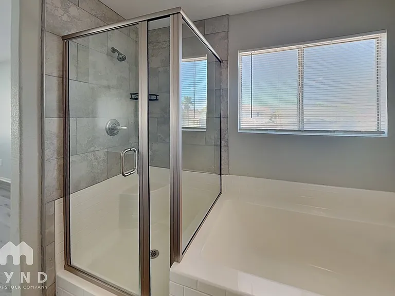 6271 Stone Hollow Ave — Photo 9