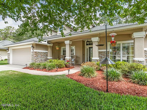 2nd image of 808 W AMERICAN EAGLE Drive