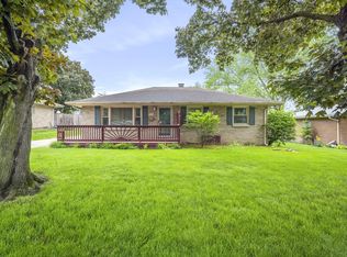 1821 Alma Dr, Crest Hill, IL 60403