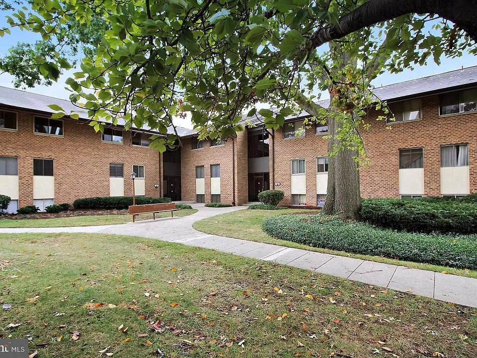 18730 Walkers Choice Rd #2