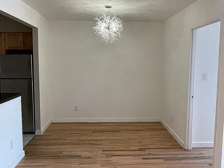 75-34 Grand Centrl Pkwy #3-SR — Photo 5