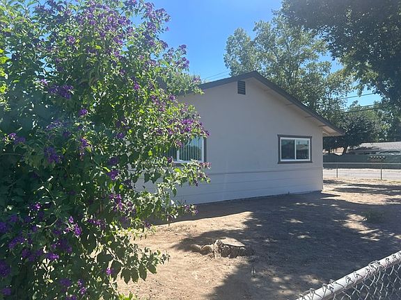 3rd image of 1016 Herndon Rd