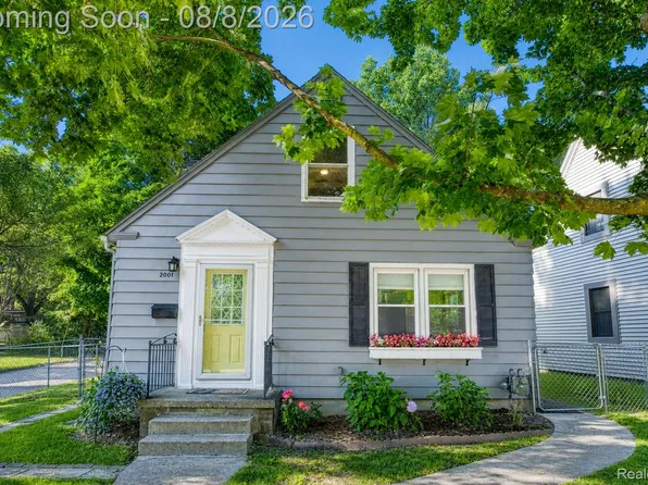 2001 Dexter Ave, Ann Arbor, MI 48103