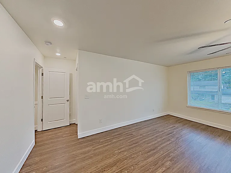 13610 107th Avenue Ct E — Photo 12